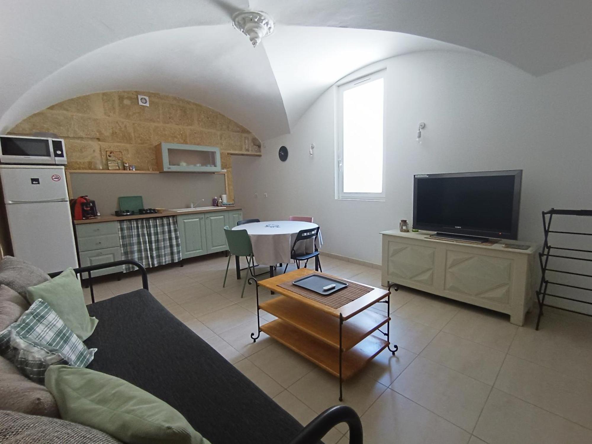 Dans Maison De Maitre, Appartement Independant. Montfrin エクステリア 写真